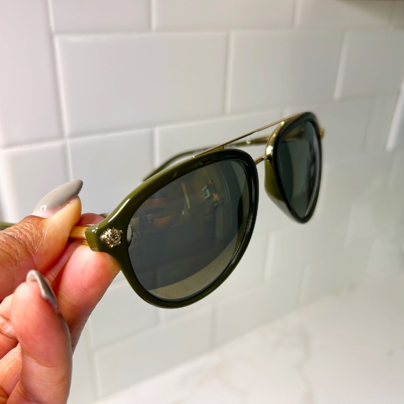 AUTHENTIC Versace Men's Sunglasses 4341 5262/4T - Green Aviator w/ Gold Accents - Picture 5 of 11